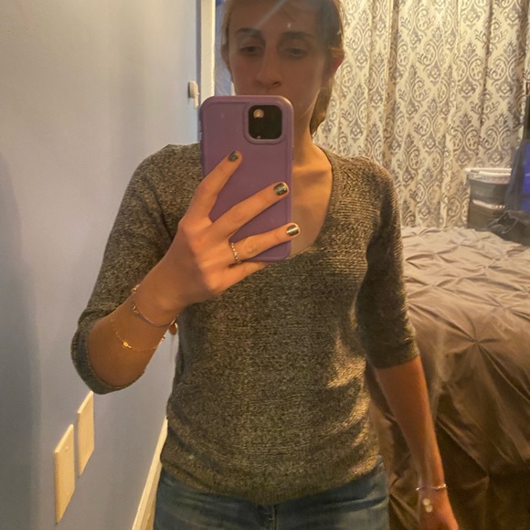 New York & Company Elbow Length V Neck Sweater Gray Black and White - Picture 3 of 7